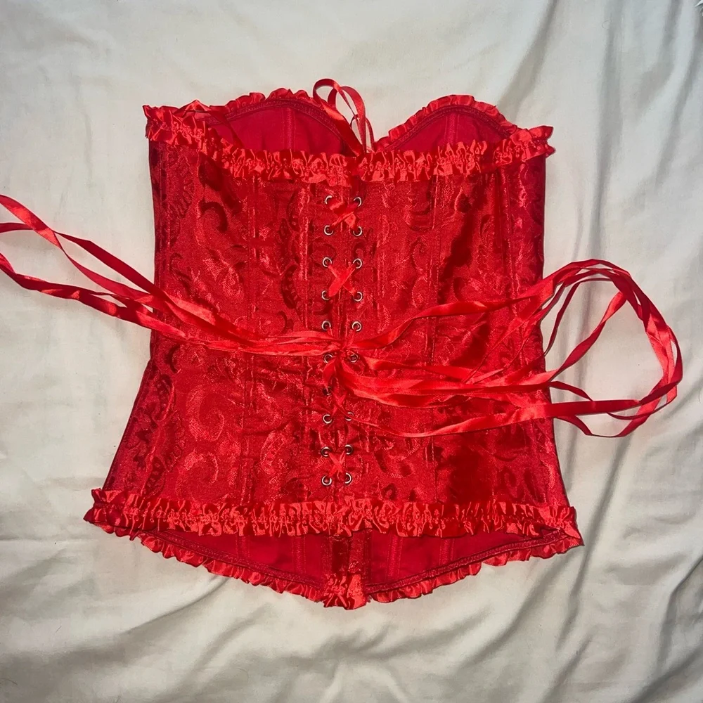 Red Corset - Picture 5 of 5